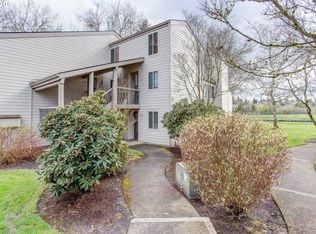 10303 SW Trapper Ter, Beaverton, OR 97008