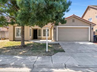 840 Morris Ln, Madera, CA