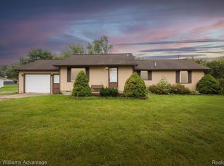 3101 W Maple Ave, Flint, MI 48507