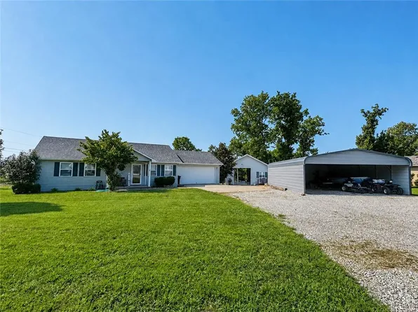12338 Crestview Dr, Warsaw, MO 65355