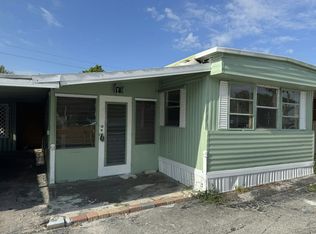 54 Circle Dr #42, Mount Dora, FL 32757