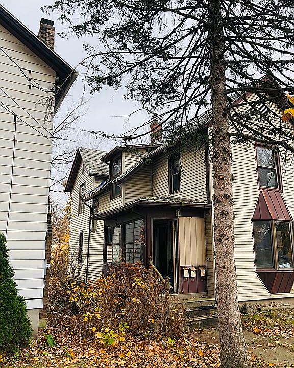 1st image of 1119 Seymour Ave