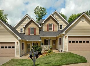 30 Viera Dr #6, Swannanoa, NC 28778