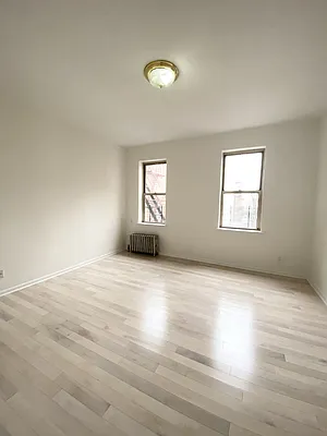 Rented by FirstService Realty (legacy) | media 12