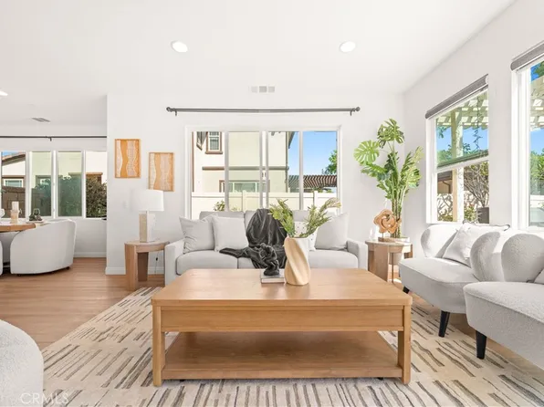 6673 Eucalyptus Ave, Chino, CA 91710