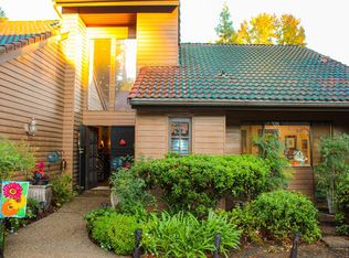 2123 W Barstow Ave, Fresno, CA