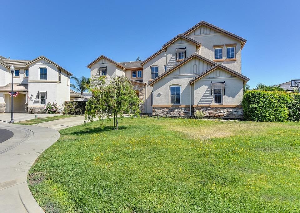 1st image of 8275 Beltran Ct