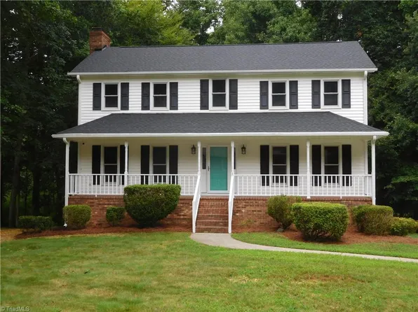 1900 Glenacre Ct, Kernersville, NC 27284