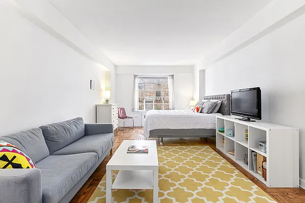 Sold by Compass | media 4