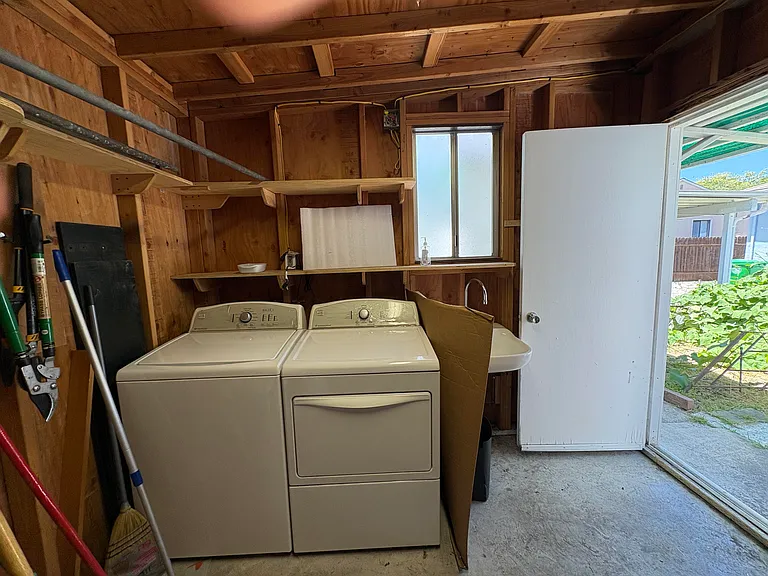 back unit laundry/storage