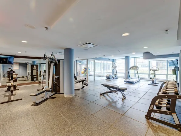 1238 Howe St #3904, Vancouver, BC V6Z 1N4