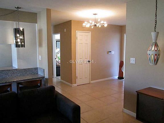 4th image of 1428 Commanche Dr