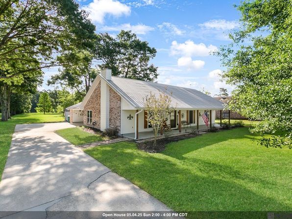 32314 Briarwood Ln, Walker, LA 70785