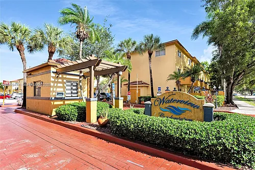 14902 SW 82nd Ln Photo 1