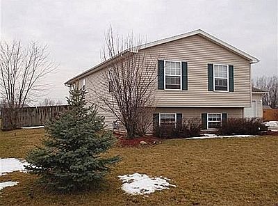 2nd image of 108 N Pintail Ln