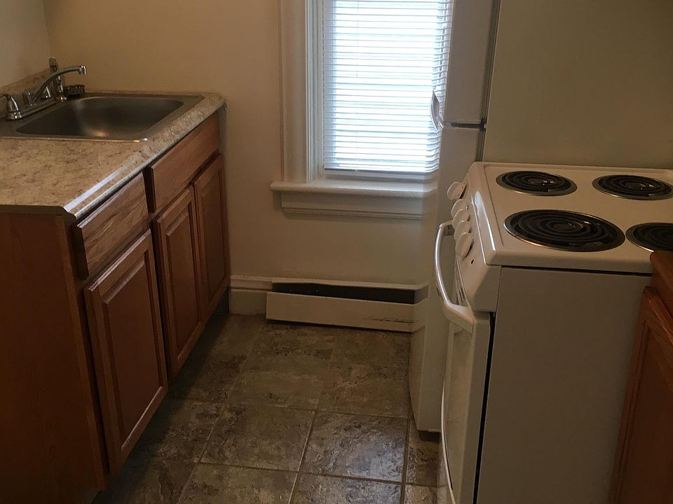 1st image of 26 Elmwood Ave #1