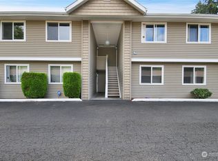 607 29th St SE APT C2, Auburn, WA
