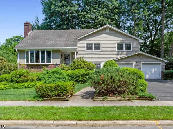 18 Pyle St, Oradell Boro, NJ 07649
