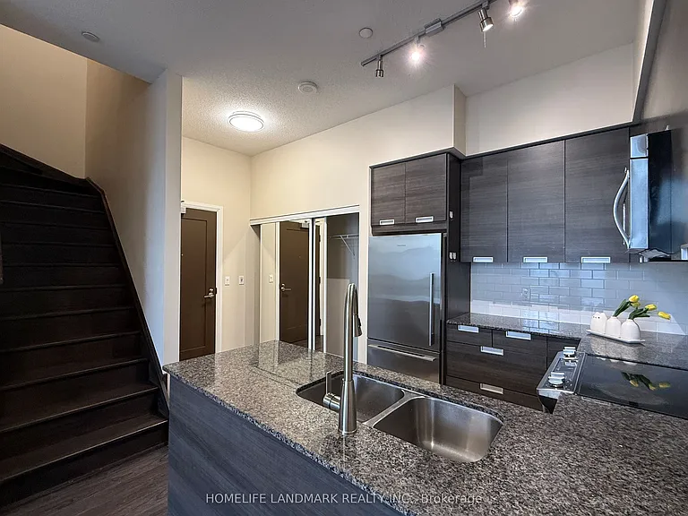 55 Eglinton Ave W #109 — Photo 16