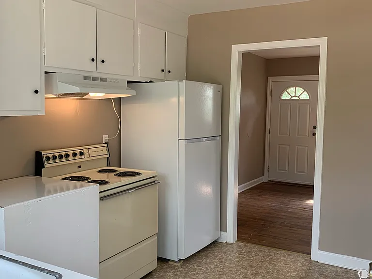 2122 Haven Cir #3 — Photo 1