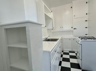 1237 Edgemont, Los Angeles, CA 90029