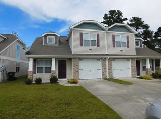 4304 Arbor Green Way, New Bern, NC 28562
