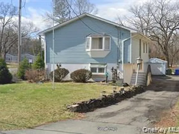 225 Monhagen Avenue, Middletown, NY 10940