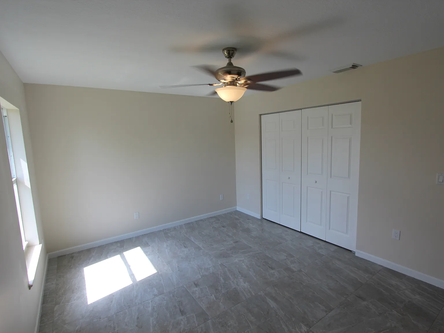 SW Santiago Ave, Port Saint Lucie — Photo 3