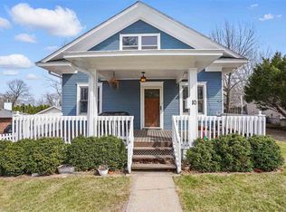 10 Highland Dr, Iowa City, IA 52246