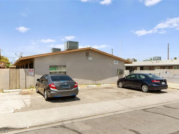 2321 Ellis St, North Las Vegas, NV 89030