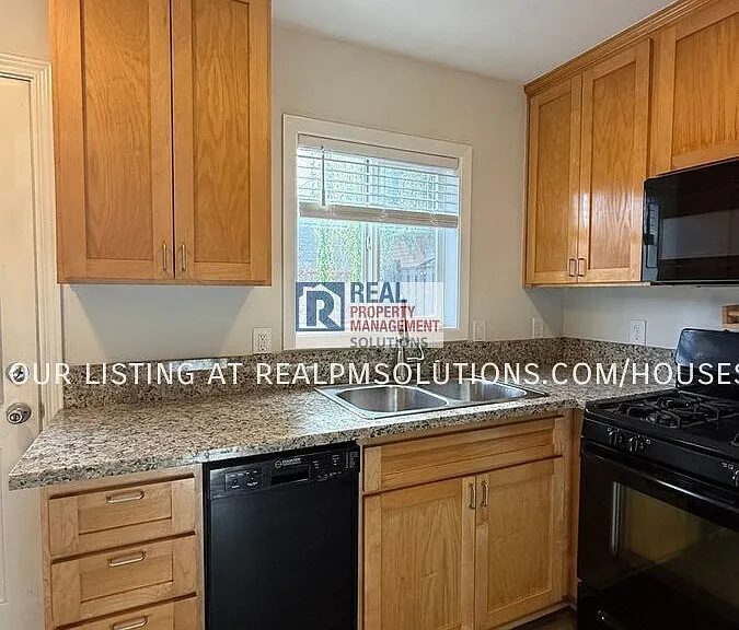 5025 NE 17th Ave — Photo 17