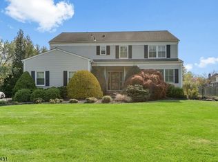 19 Daniel Dr, Hillsborough Twp., NJ 08844