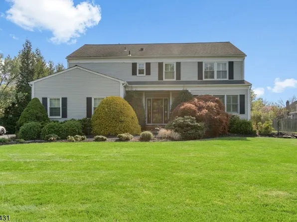19 Daniel Dr, Hillsborough Twp., NJ 08844