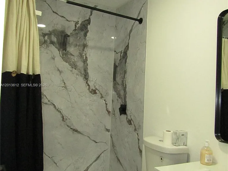 2447 Messina Ave — Photo 26