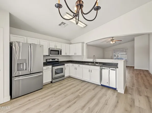 43301 W KRISTAL Lane, Maricopa, AZ 85138