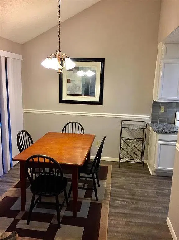 2 bed, 2.0 bath, 1178 sqft, $1,925 — Photo 4