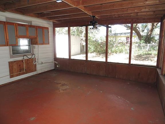 screen porch