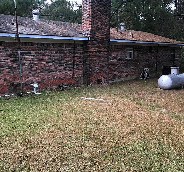 2nd image of 1053 Quin Ln