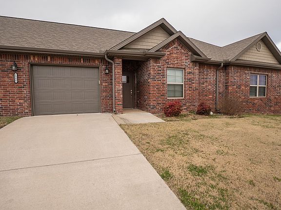 2nd image of 1914 Booker Cir