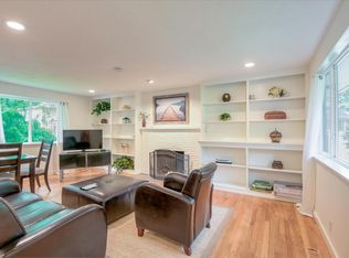 17807 8th Ave NE UNIT 1, Seattle, WA 98155