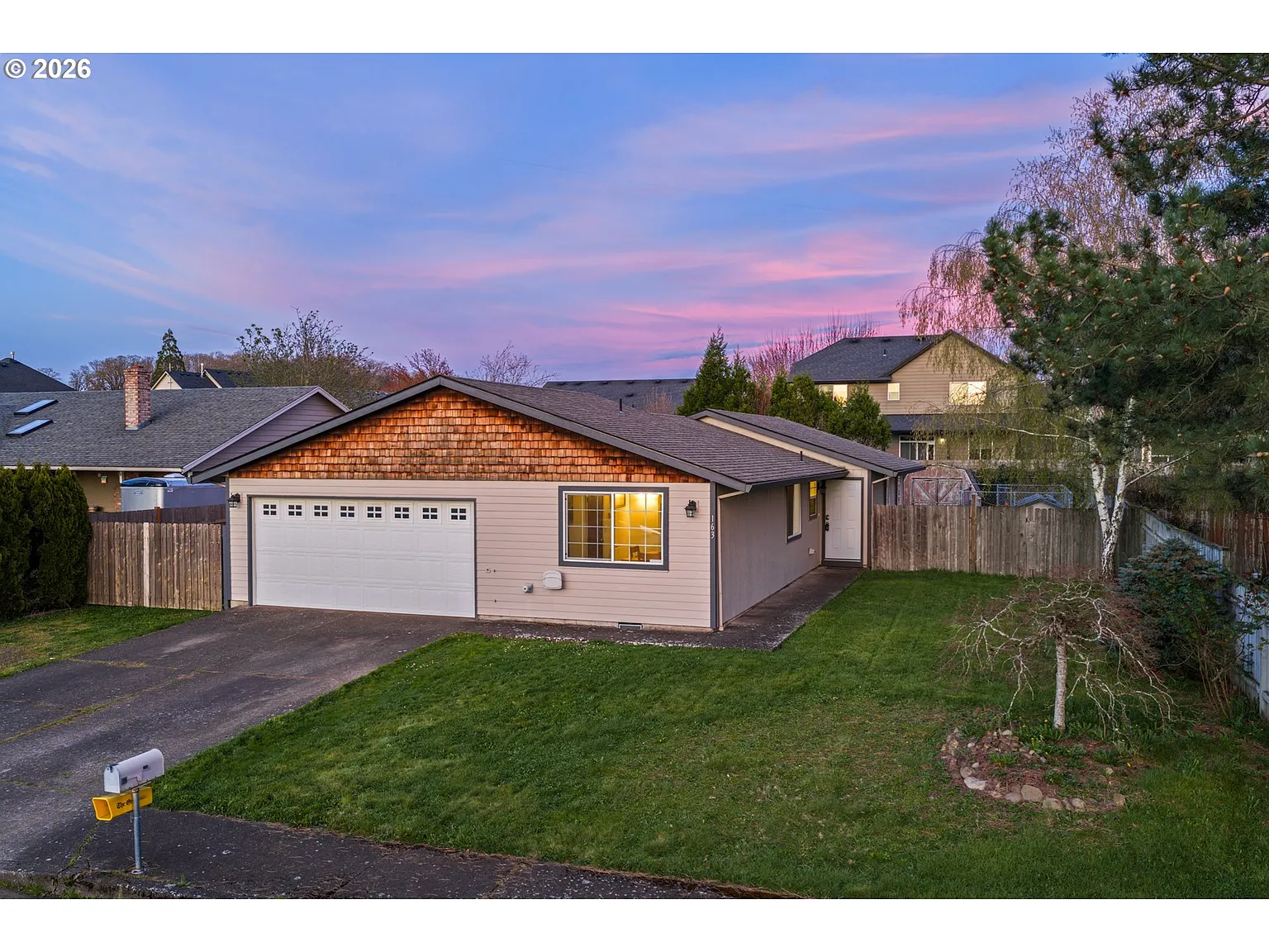 163 Indian Oak Ct photo 1