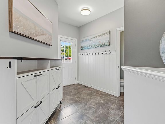 3rd image of 5648 Promontory Rd #61