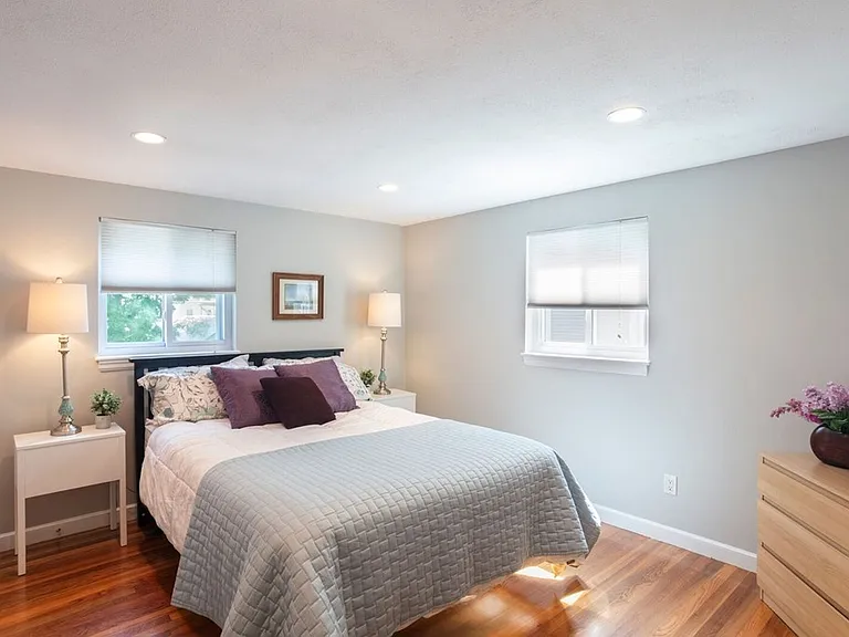388 Crescent St #4 — Photo 7