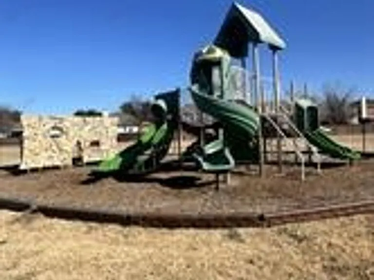 5919 Sahara Dr — Photo 27