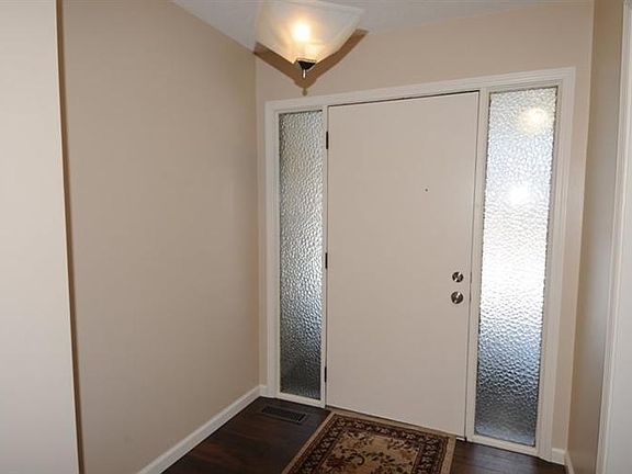 5th image of 805 Holbrook Ave