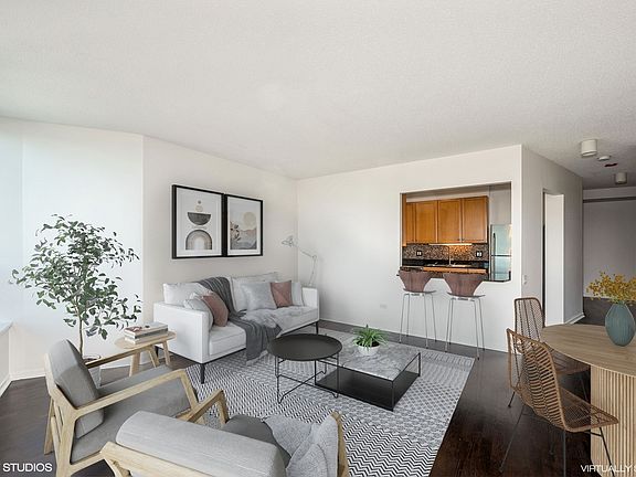 3rd image of 400 N La Salle Dr APT 3012
