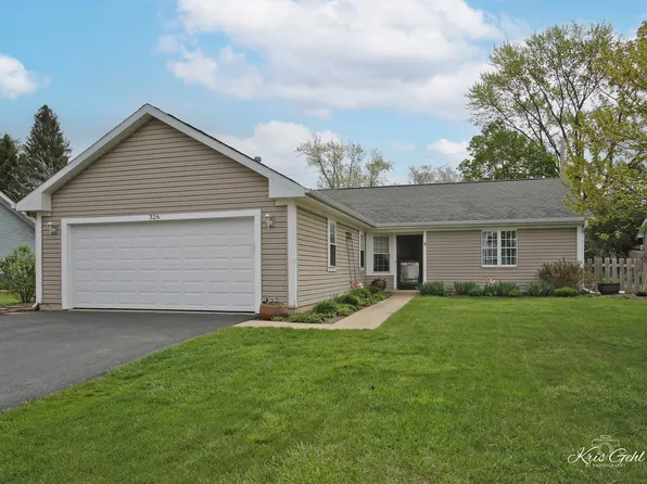 326 Old Country Way, Wauconda, IL 60084