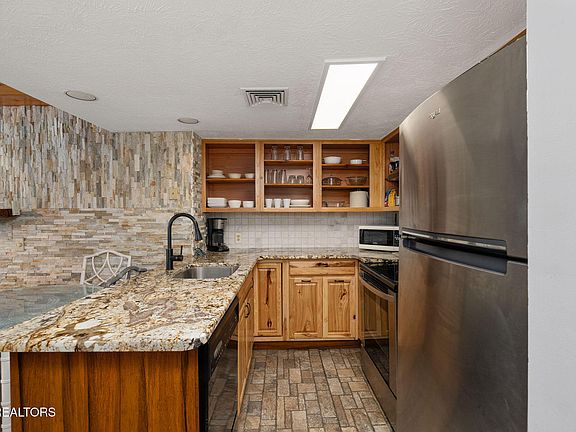 3rd image of 3710 Weber Rd Unit 101B