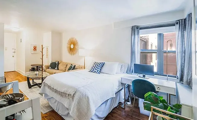 Rented by SERHANT. | media 7