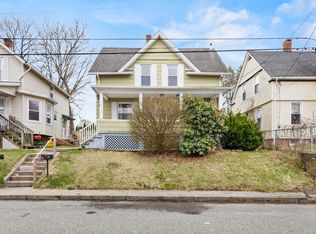 54 Peck St, Norwich, CT 06360